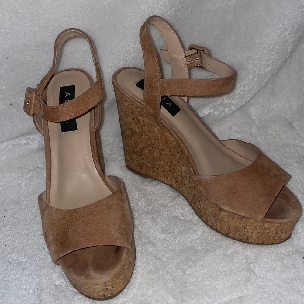 AQUA Wedges